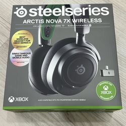 SteelSeries Arctis Nova 7X Wireless Gaming Headset - Xbox, PC, Switch - Black