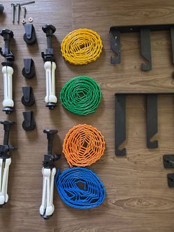 Backdrop Wall Mount 4 Roller Backdrop Holder Manual Photo Background Support System Ceiling Holder Including 2 x Four-Fold Hooks