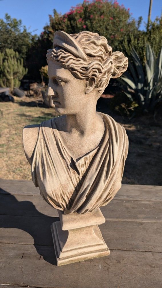 24" Classical Ceramic Bust Statue of Woman Greek Roman Style Sculpture Decor