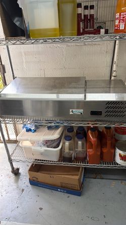 Table top refrigerator