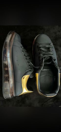 Alexander McQueen Oversized Sneakers Black Gold