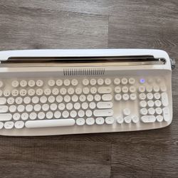 Retro Wireless BT Keyboard