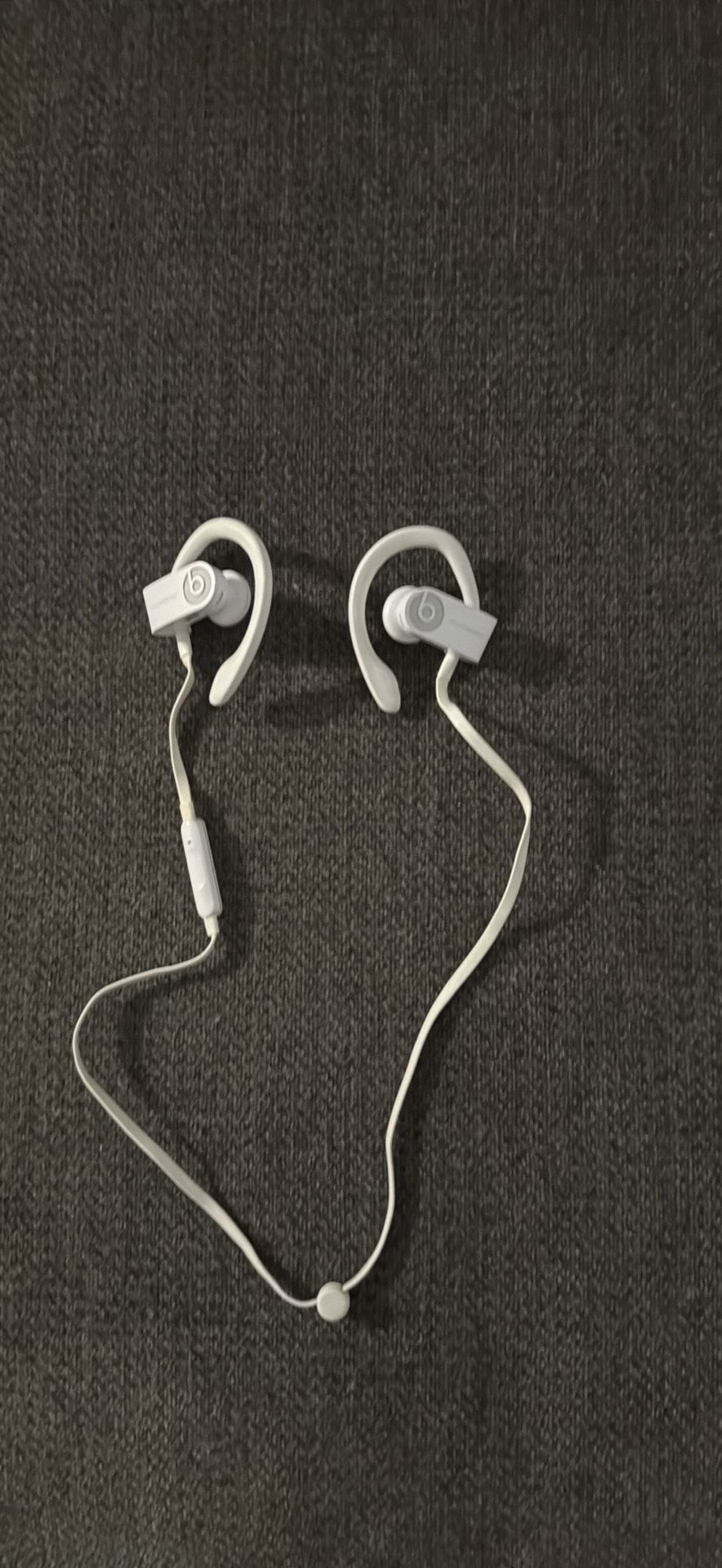 White Beats Earbuds