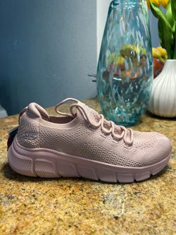 Skechers brand new original shoe memory foam light pink no box size 7.5 lady