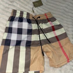 Burberry Shorts Size M