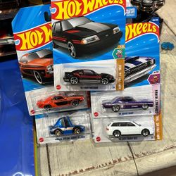 Hot Wheels Mustang,dodge,Nissan,Audi.    P-2
