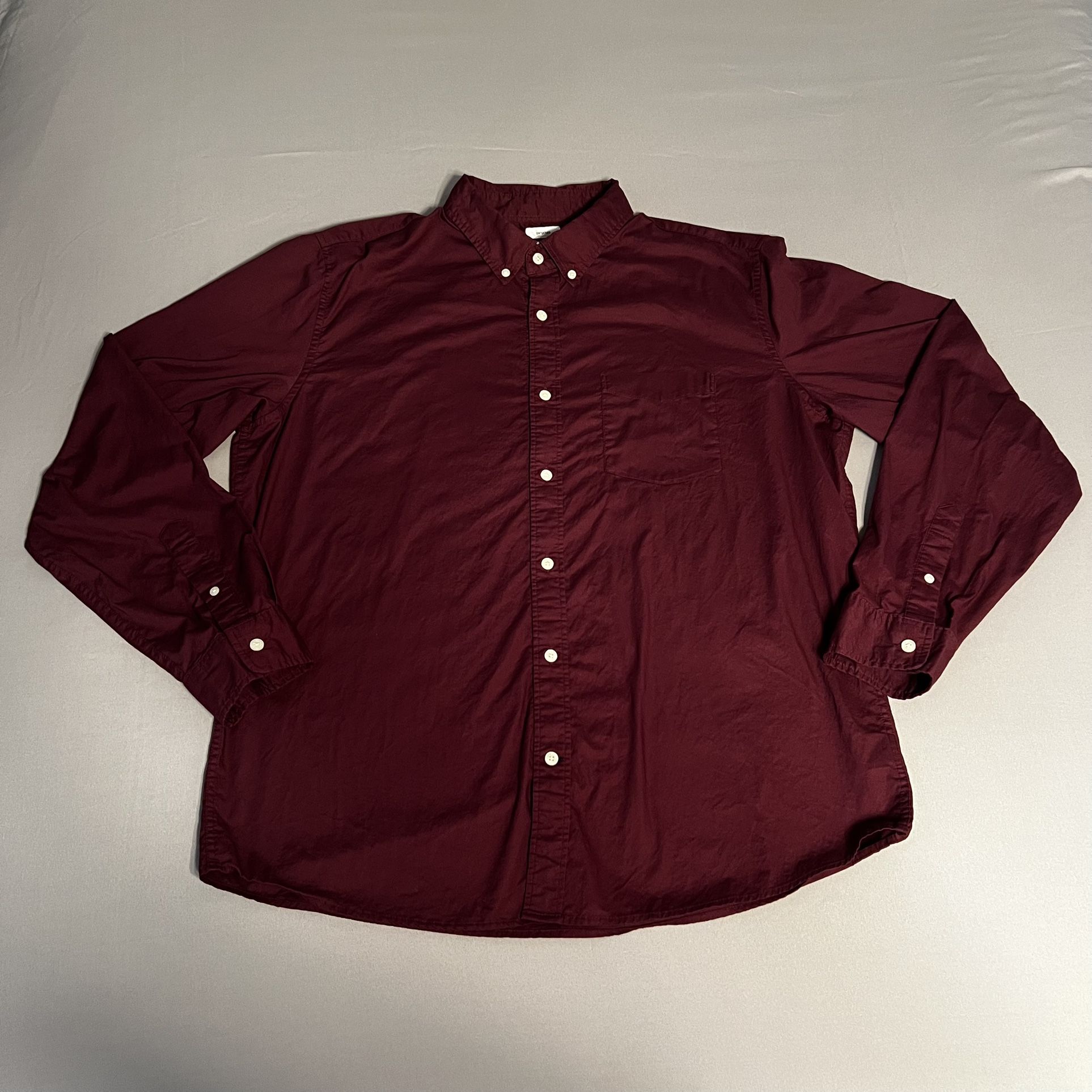 Gap Adult Button-Down Untucked Long Sleeve Dress Shirt