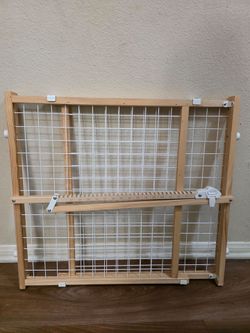 Baby gate
