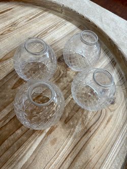 Like new 4 Vintage Pressed Glass Rose Lamp Shade Bowl