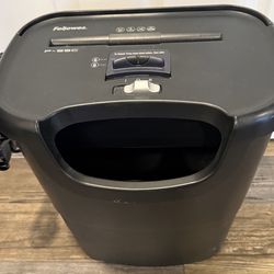 Fellows P-55C Paper Shredder