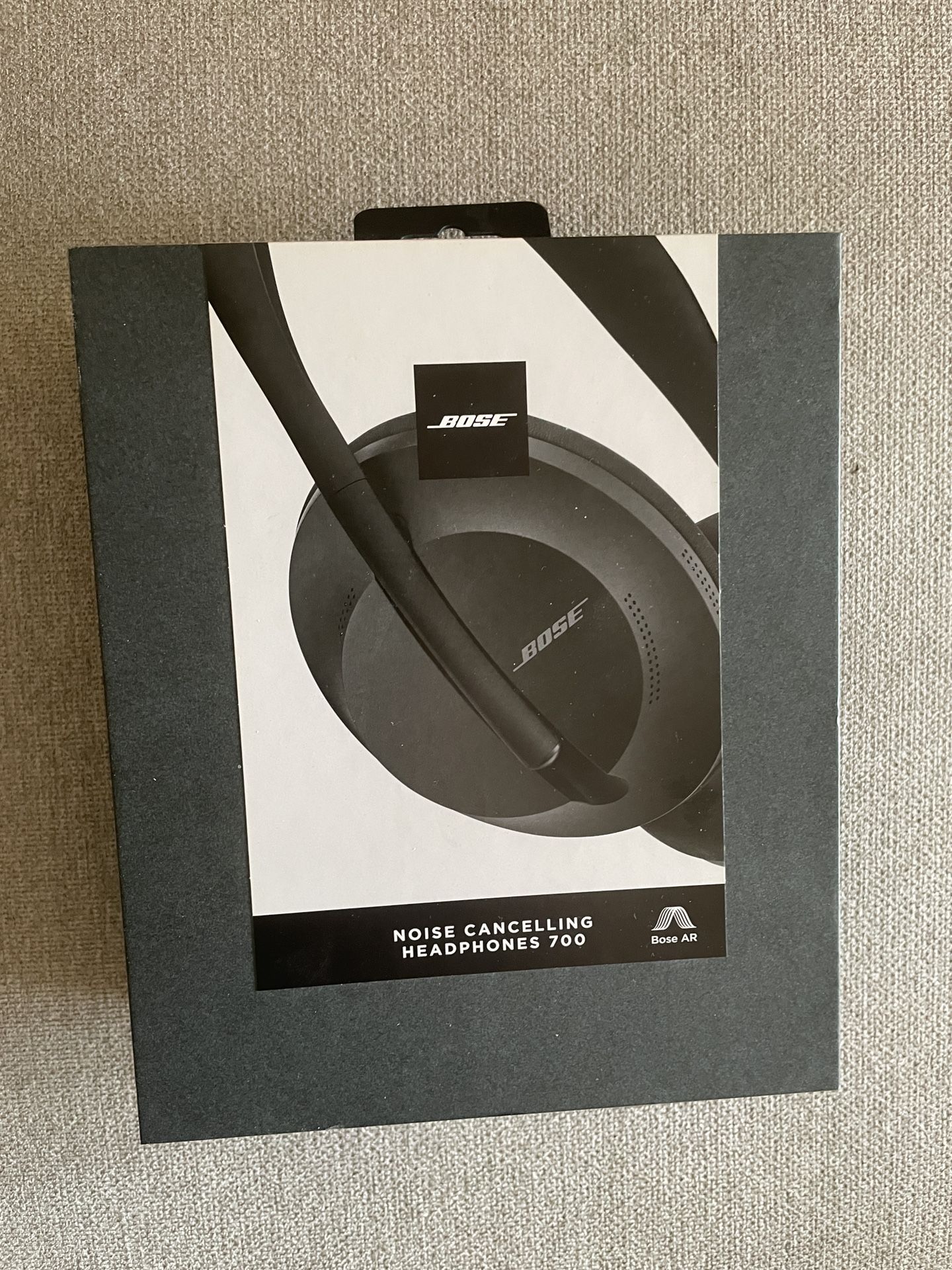 Bose 700 Noise Cancelling Headphones (Open box)