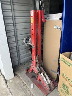 Auto body frame puller