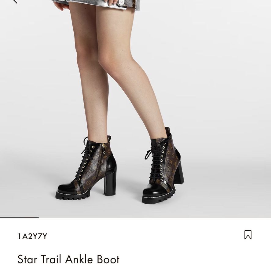 Authentic Louis Vuitton Star Trail Ankle Boots (Perfect Condition) for Sale  in Chicago, IL - OfferUp
