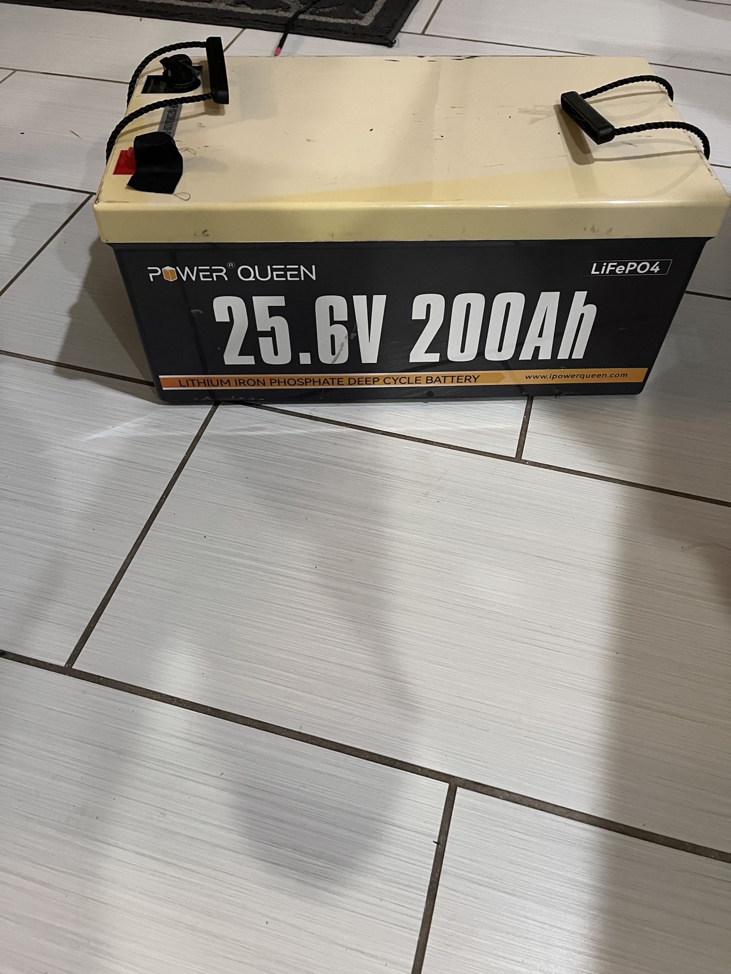 RV/ Camper/Solar Queen 24 Volt Battery 