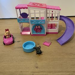Barbie Pets Dream house Playset And Also 3 Puppies Bathtub Playset