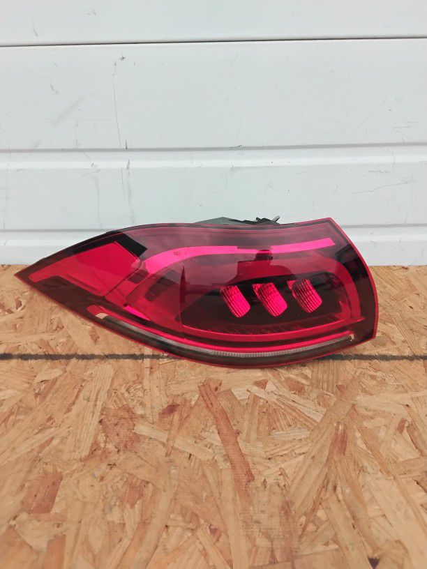 2020-2021 Mercedes-Benz Gle Led Taillight 