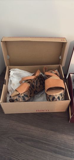 Women’s shoes