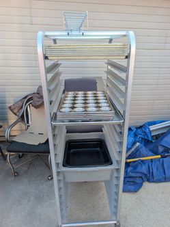 cooling rack for cakes or cookies.