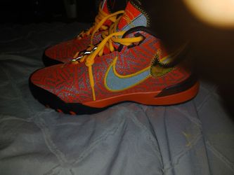 Brand new size 8 men