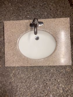 Bathroom sink