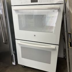 GE Profile™ Series 30" Built-In Double Wall Oven with Convection Can deliver retail price $3249