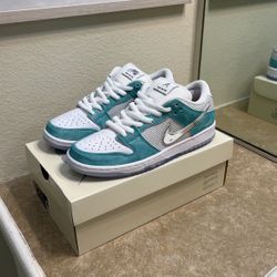 Nike Dunk Sb April Size 9