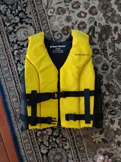Youth life vest