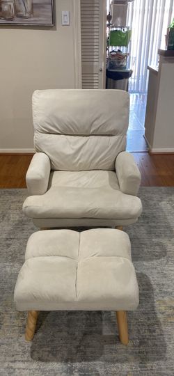 Nursery Chair & Foot Rest