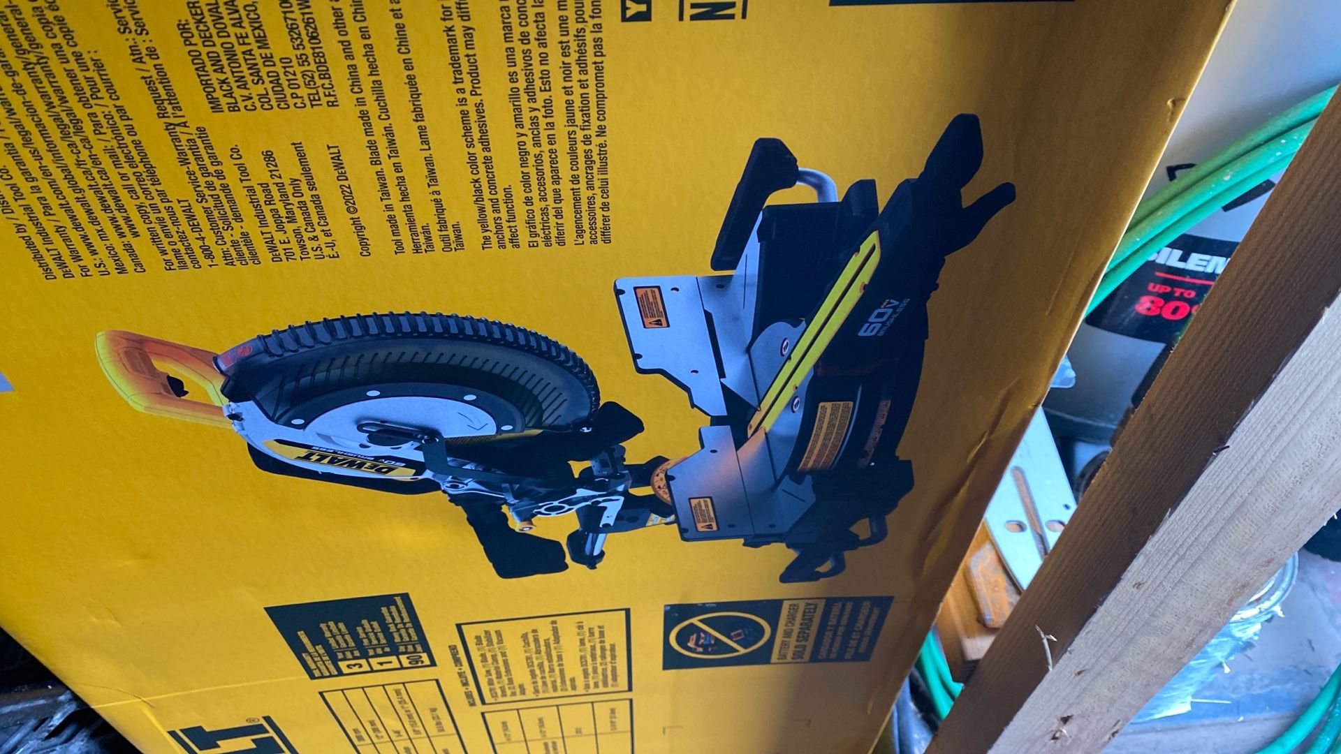Dewalt  Flexvolt Saw. 60 v MAX. Brushless. Model DCS781B. Tool Only. 