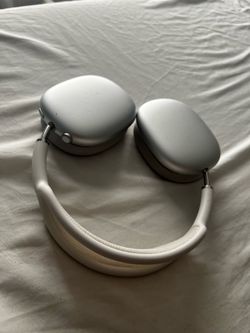 Apple AirPods Max 1st Gen – Fully Working – No Case
