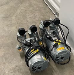 Gast rotary vane vacuum pumps lot
