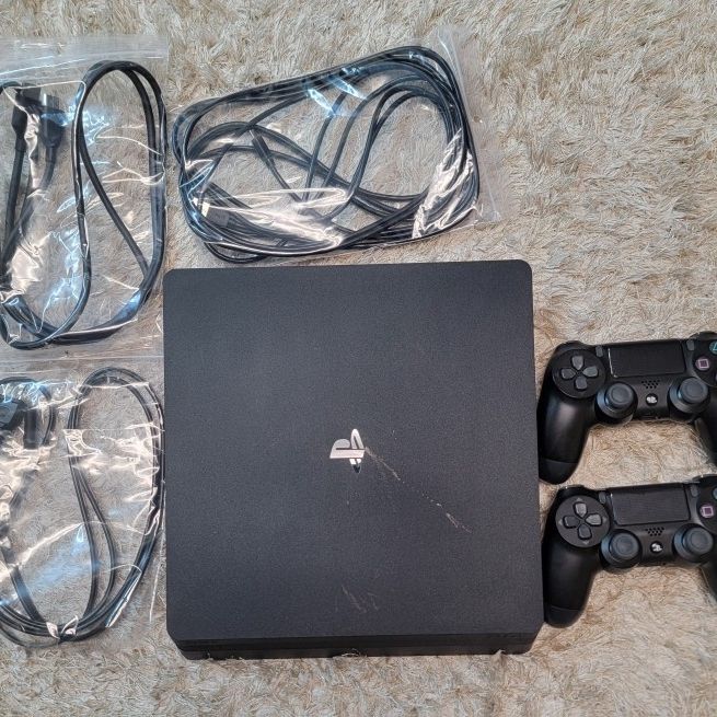 Sony PlayStation 4 PS4 PRO 1TB Console System CUH-7015B for Sale in Dallas,  TX - OfferUp