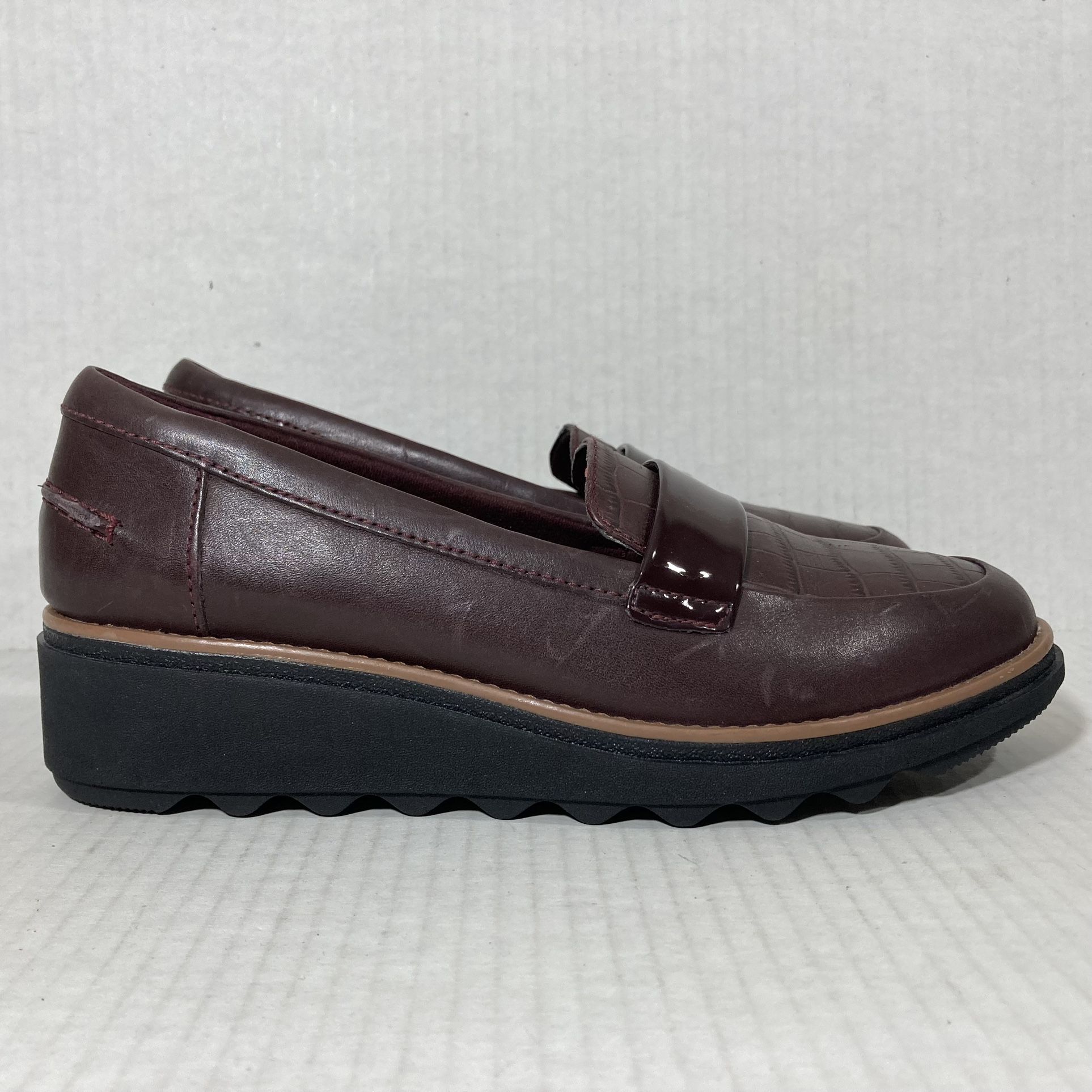 Loafers Black And Red Clarks Clarks Gorwin Step Slip On 