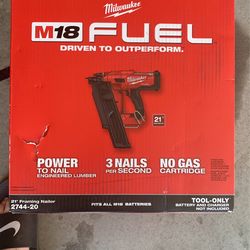 M18 Fuel Framing Nailer