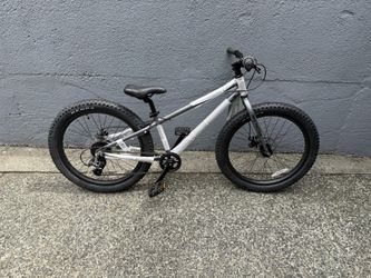 Brand New! Evo Kids 24” Fat Tire Bike