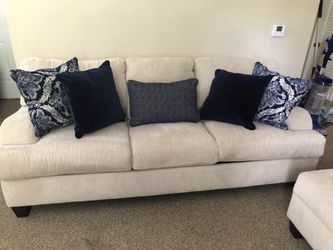 BOBS DISCOUNT FURNITURE Hampton set 1 100 OBO BRAND NEW for Sale in Hamden CT OfferUp