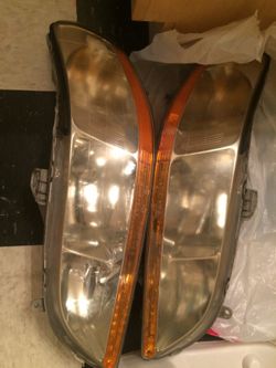 98-02 Honda Accord headlights