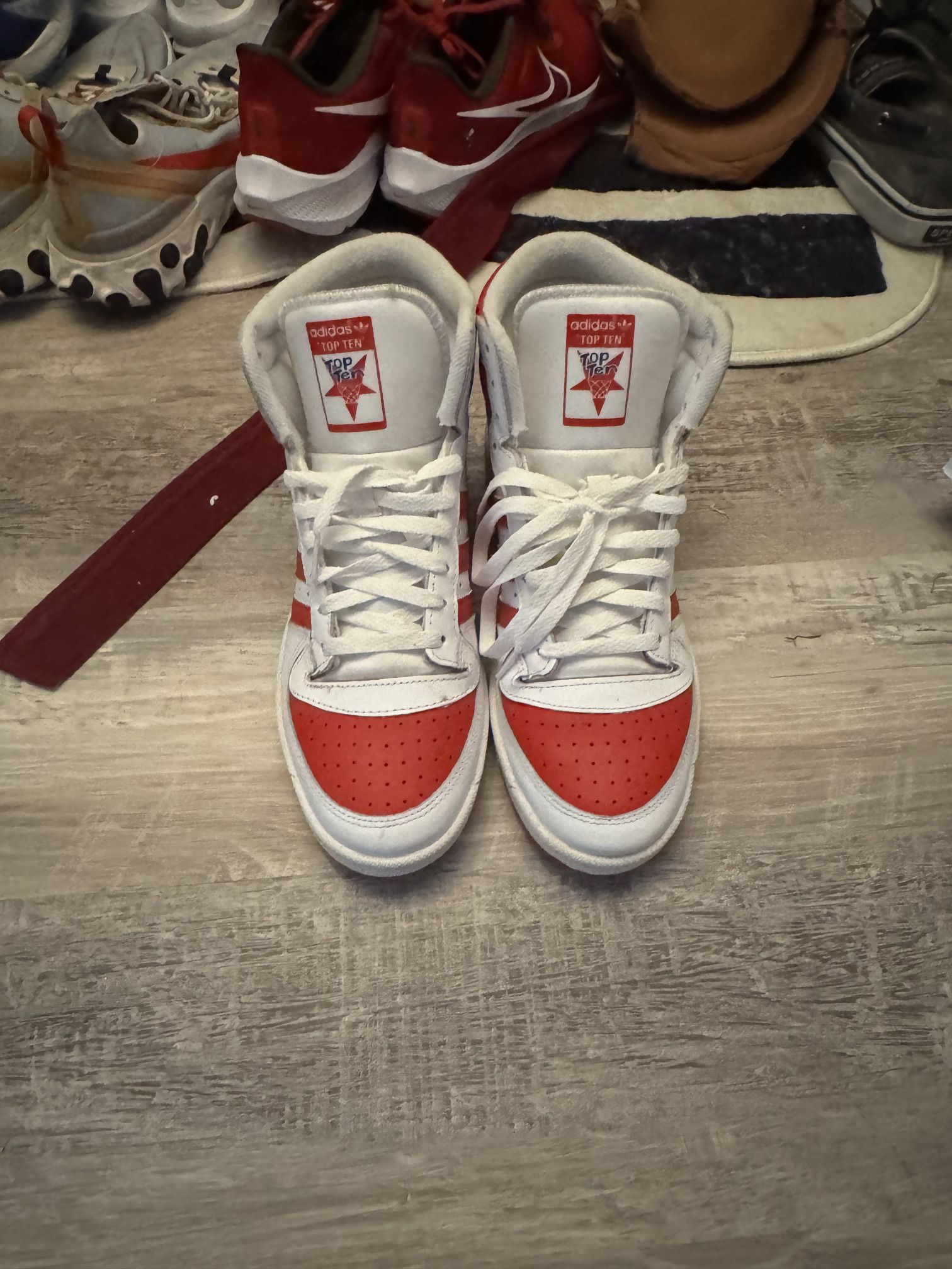 adidas high tops sz 9.5