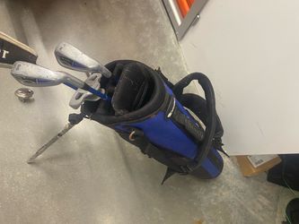 Cougar Junior Golf Club Set with Bag