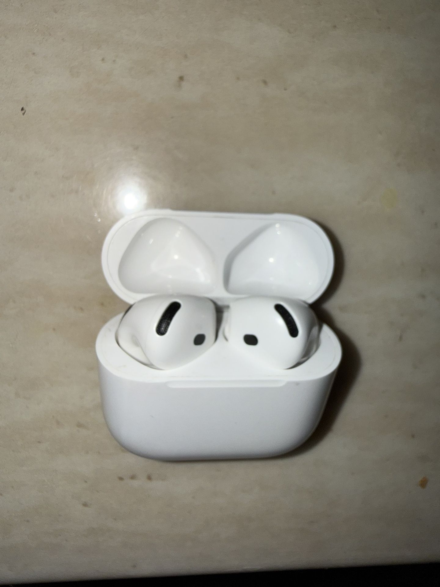 airpods 4