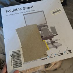 Foldable Laptop Stand