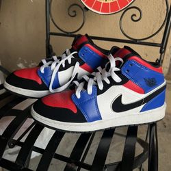 Jordan 1 Retro Size 6y