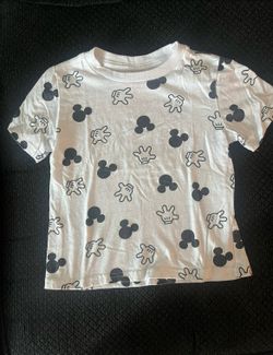 Mickey mouse t-shirt