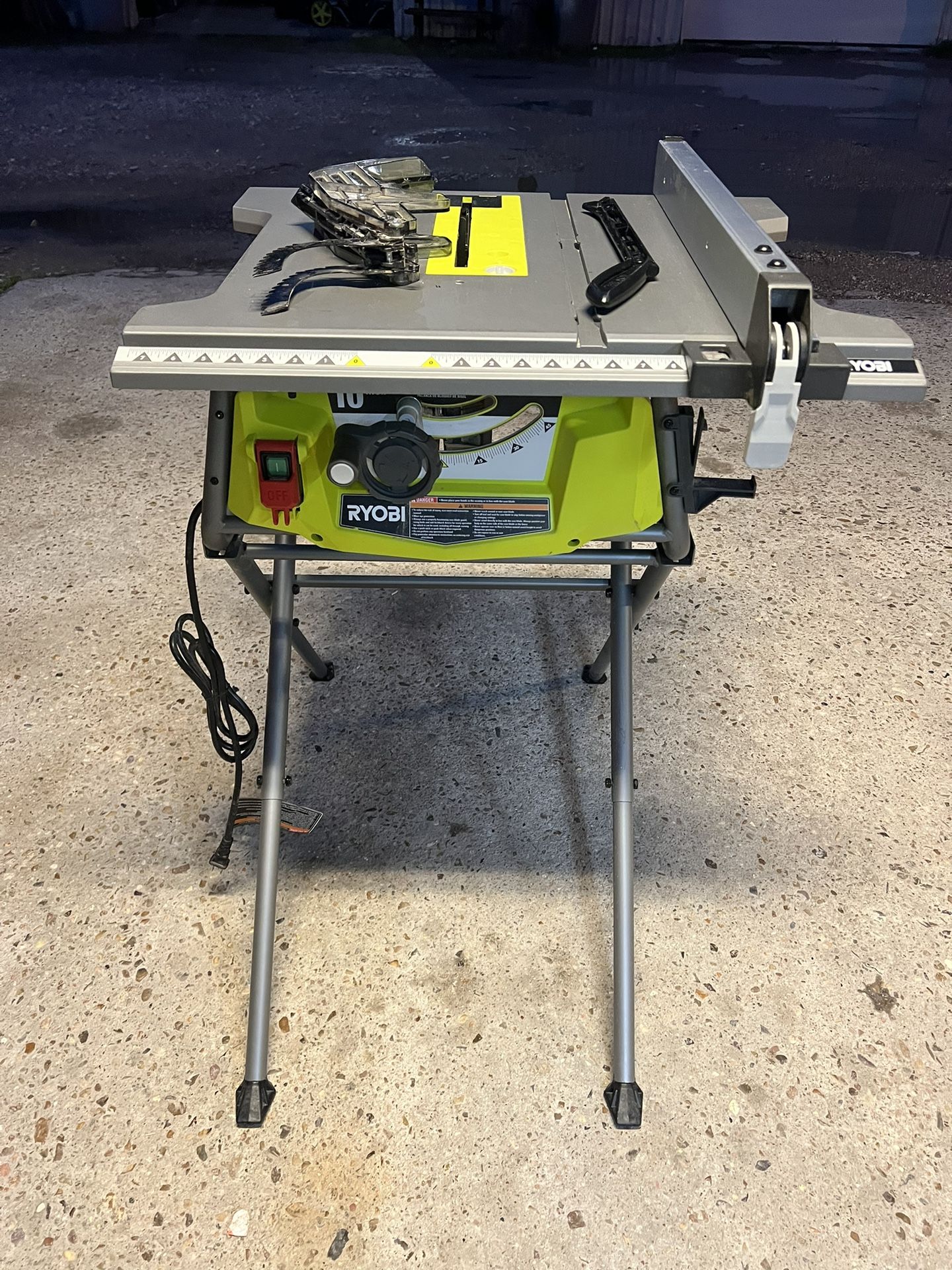 Ryobi 10in Table Saw 