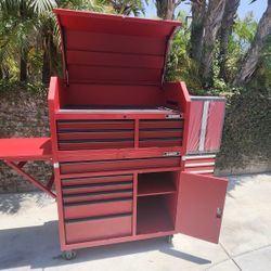 Husky Combination Tool Chest & Kobalt Work Bench