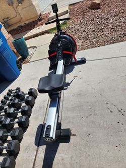 Life fitness rower