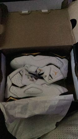 10c Jordan true flight