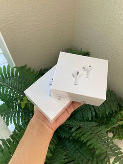 AirPods (1 for 45)
