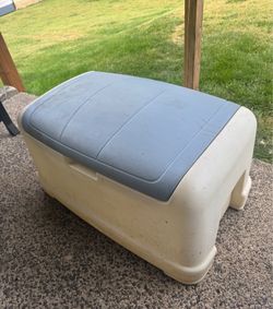 Outdoor Toy Box