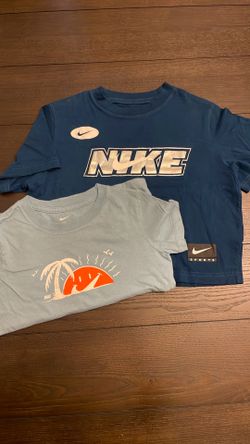 NIKE girls tshirts size small